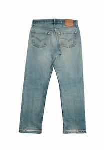 Vintage Levi’s • 32 mens / 30 wmns