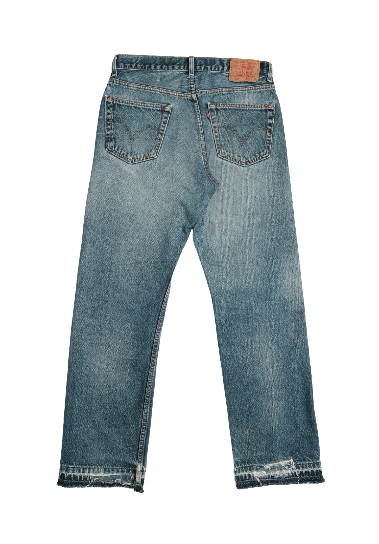 Vintage Levi’s • 32 mens / 30 wmns