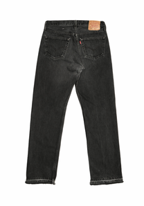 Vintage Levi’s • 32 mens / 30 wmns