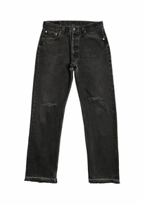 Vintage Levi’s • 32 mens / 30 wmns