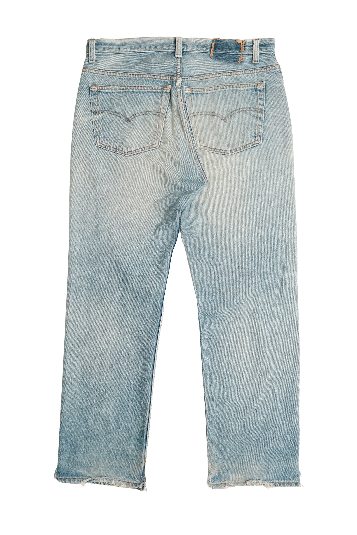 Vintage Levi’s • 36 mens / 34 wmns