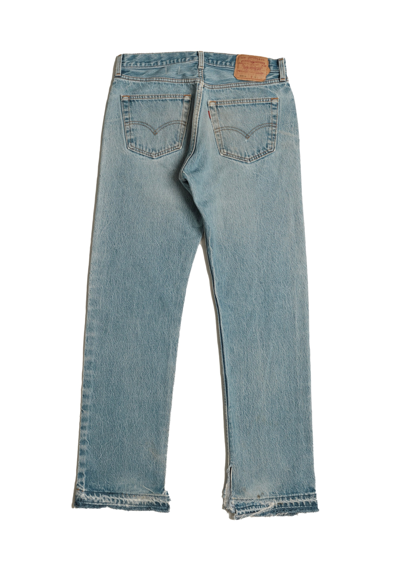 Vintage Levi’s • 31 mens / 29 wmns