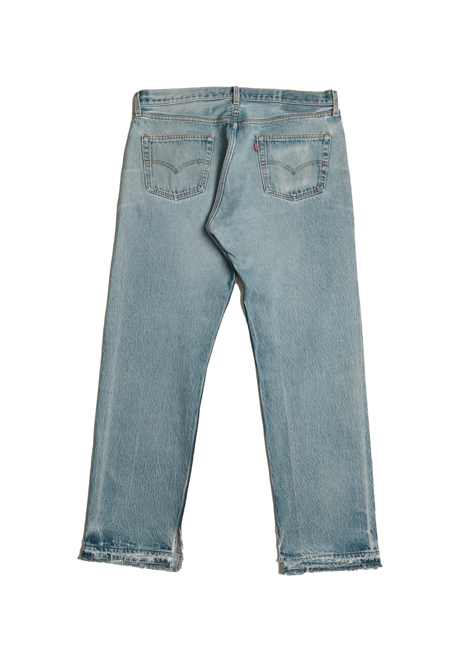 Vintage Levi’s • 36 mens / 34 wmns
