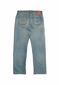 Vintage Levi’s • 33 mens / 31 wmns