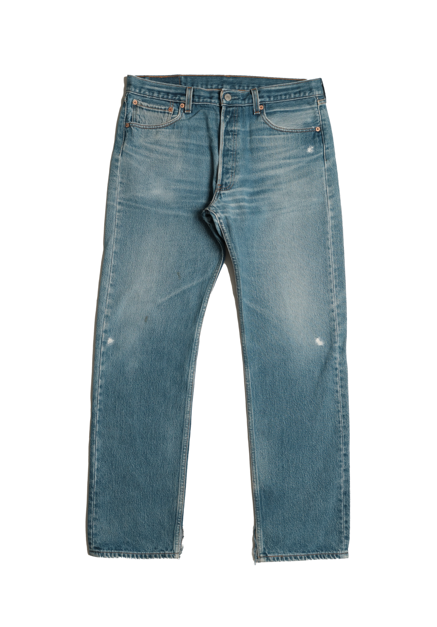 Vintage Levi’s • 34 mens / 32 wmns