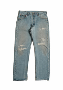 Vintage Levi’s • 32 mens / 30 wmns