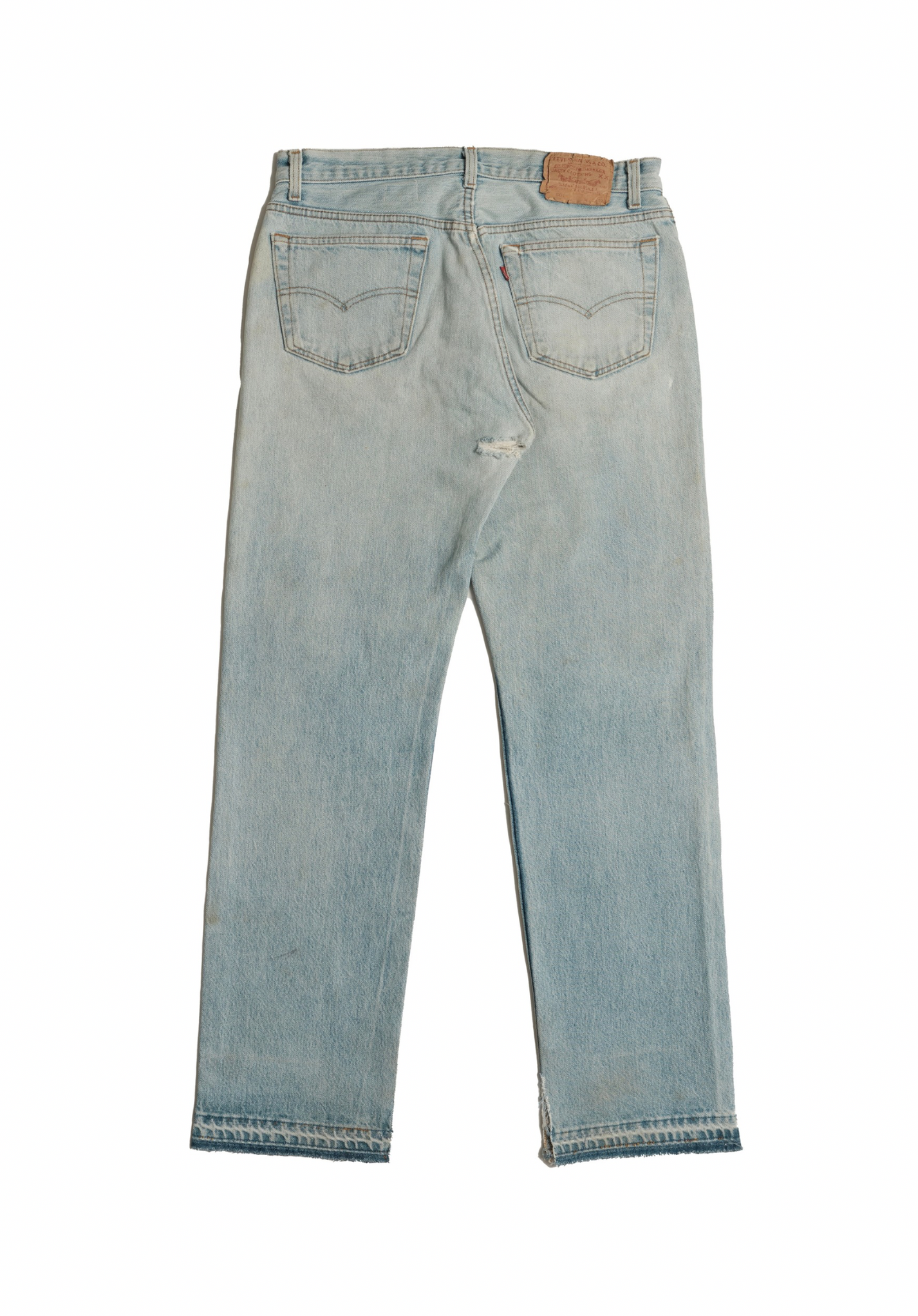 Vintage Levi’s • 32 mens / 30 wmns