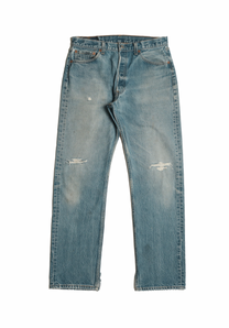 Vintage Levi’s • 32 mens / 30 wmns