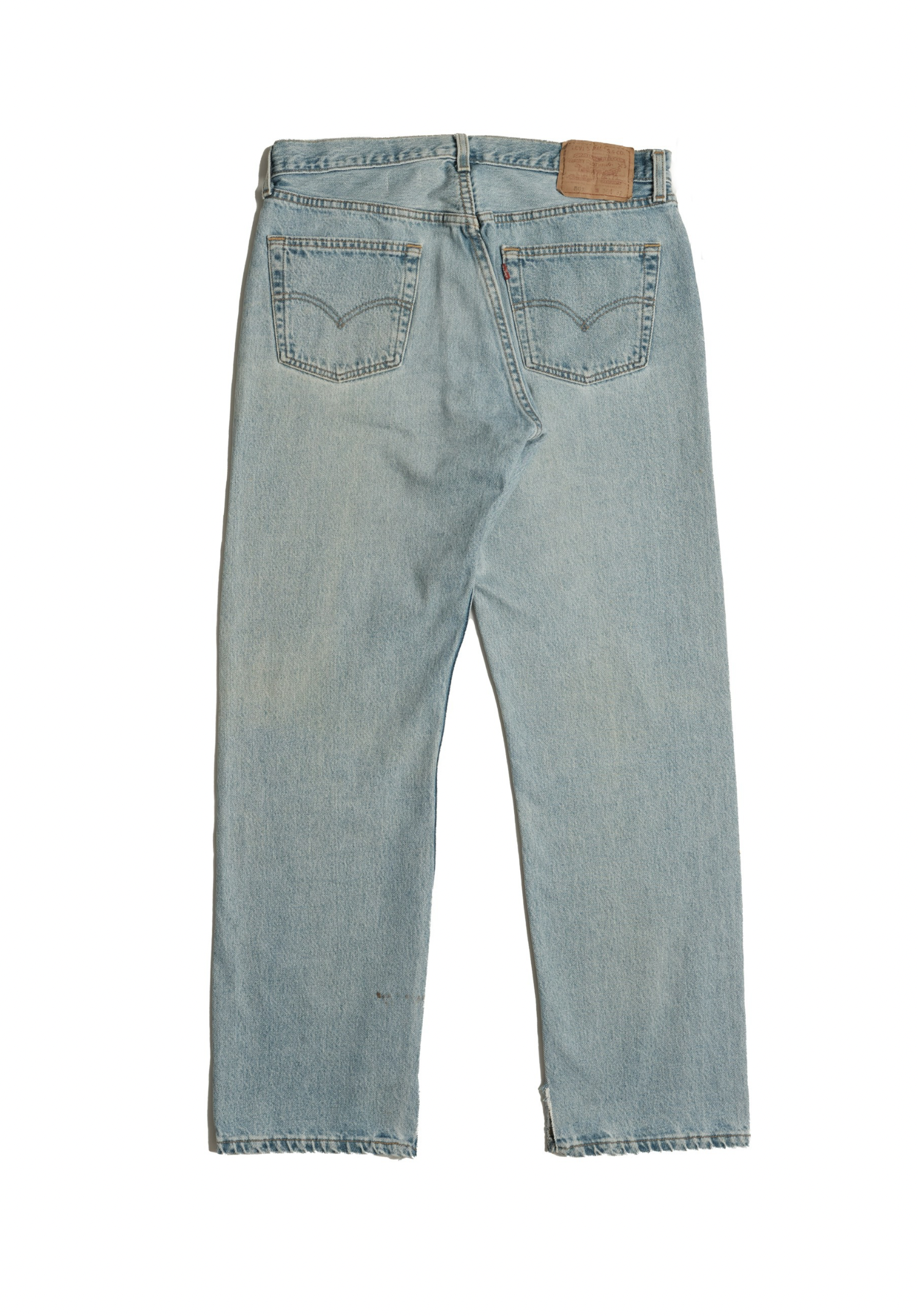 Vintage Levi’s • 33 mens / 31 wmns