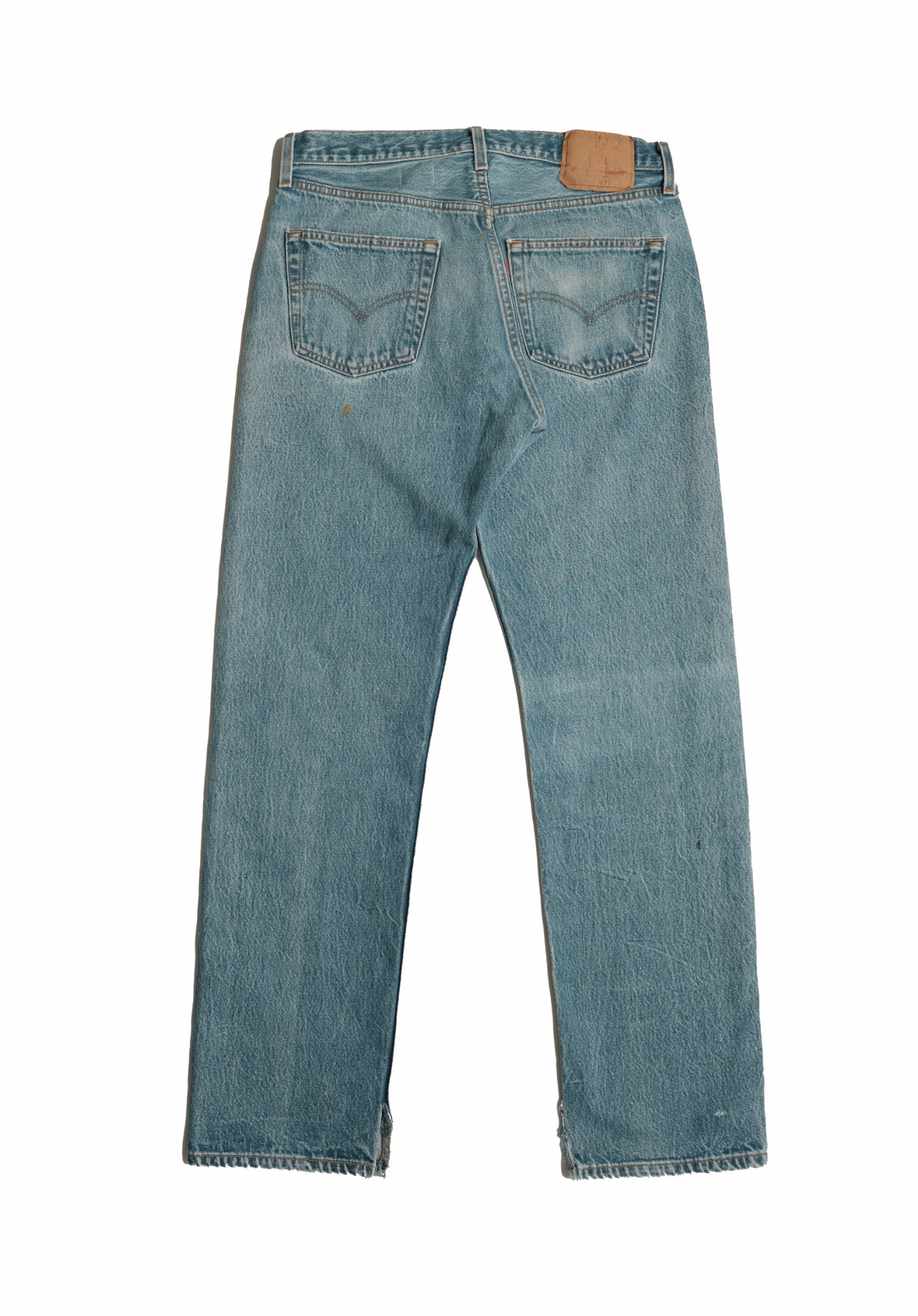 Vintage Levi’s • 32 mens / 30 wmns