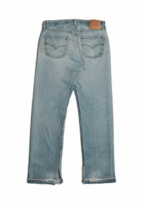Vintage Levi’s • 32 mens / 30 wmns