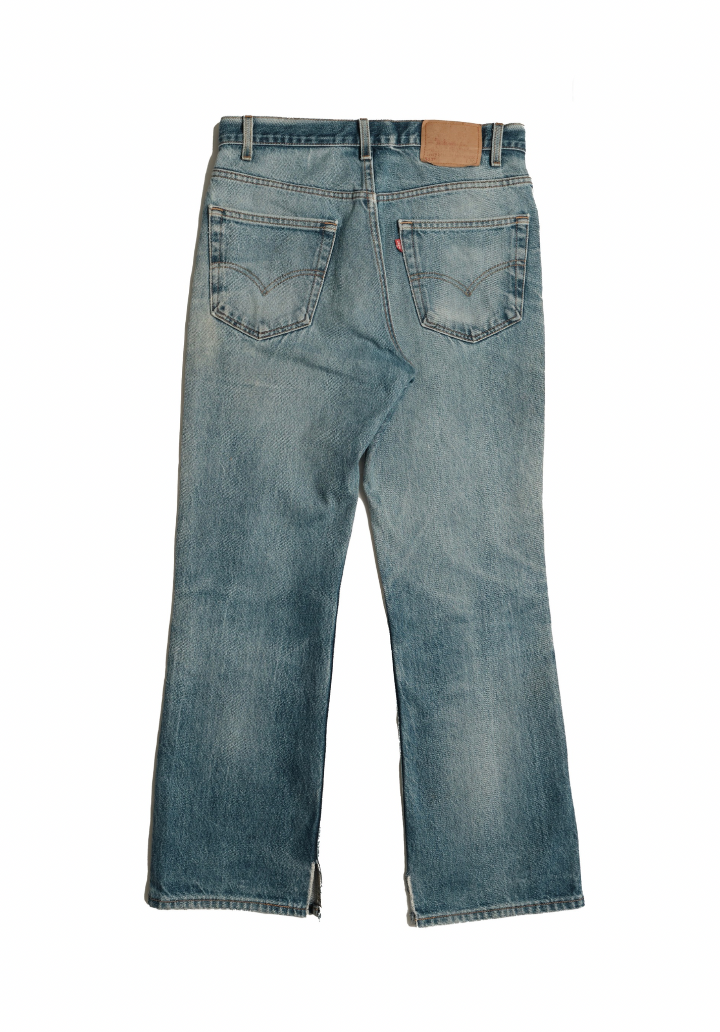 Vintage Levi’s • 32 mens / 30 wmns