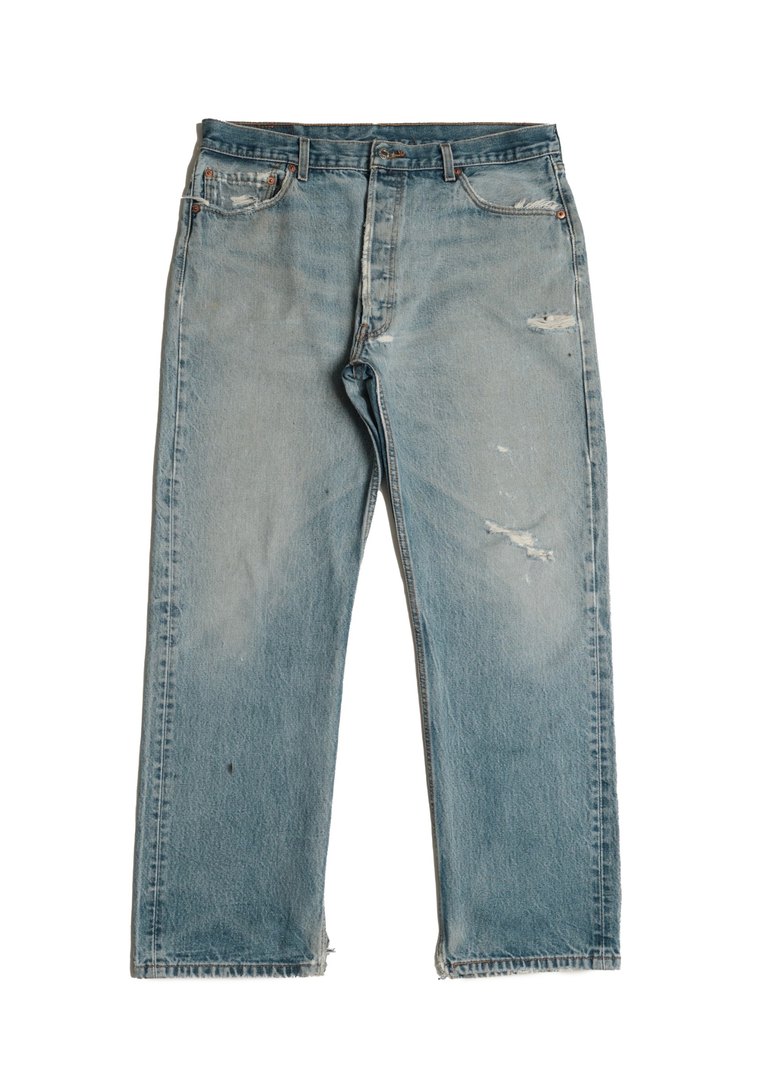 Vintage Levi’s • 36 mens / 34 wmns