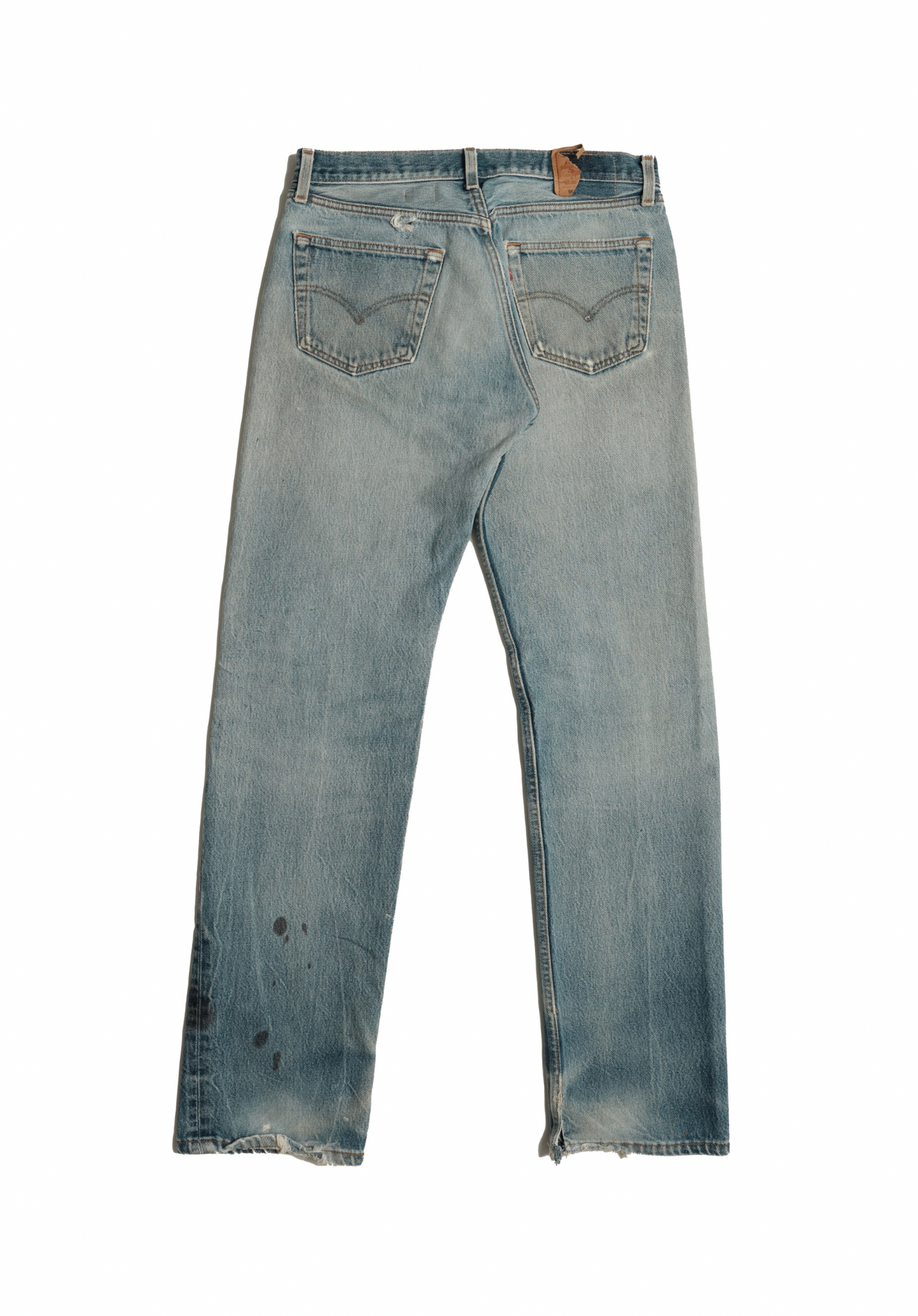 Vintage Levi’s • 32 mens / 30 wmns