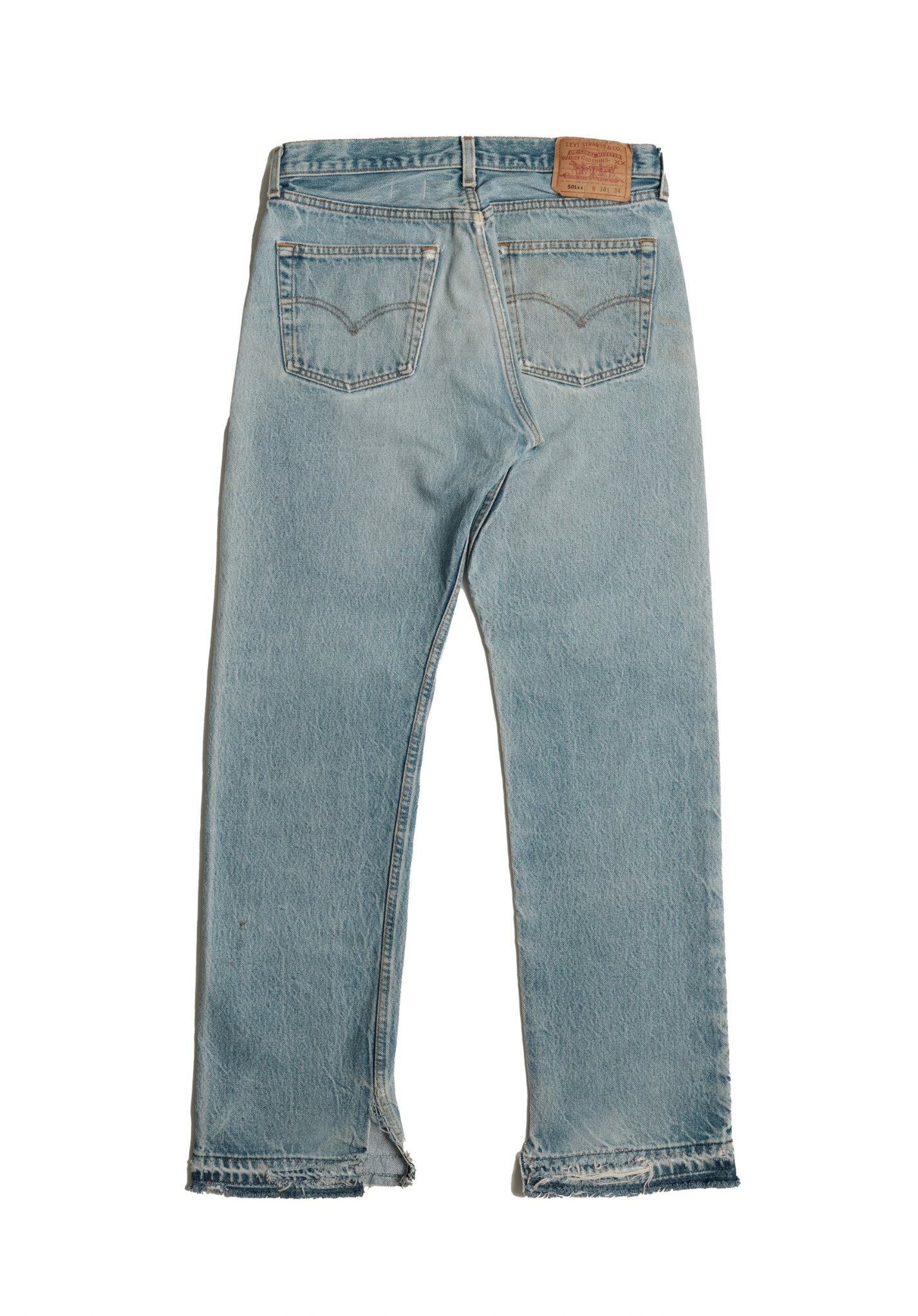 Vintage Levi’s • 30 mens / 28 wmns