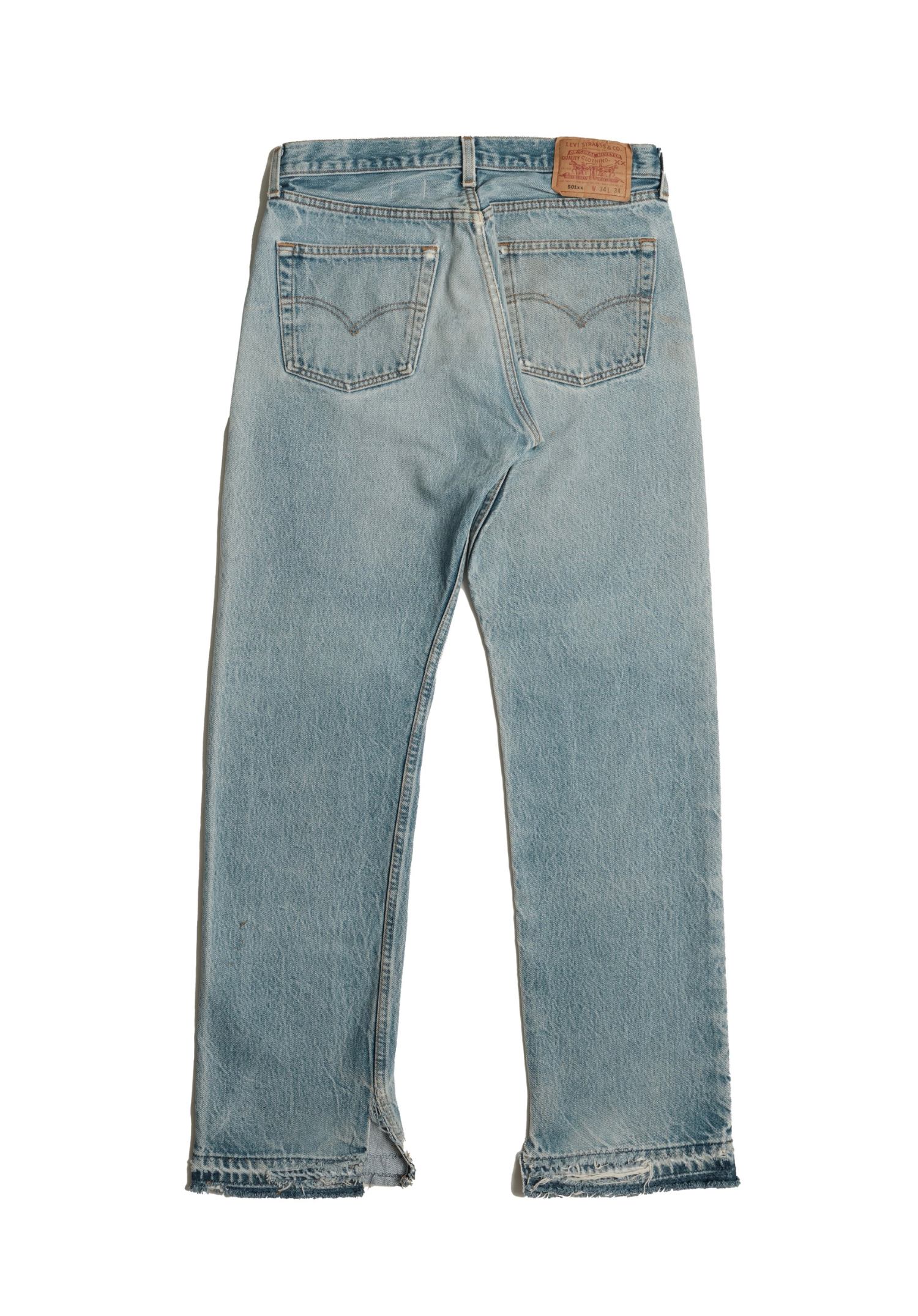Vintage Levi’s • 30 mens / 28 wmns
