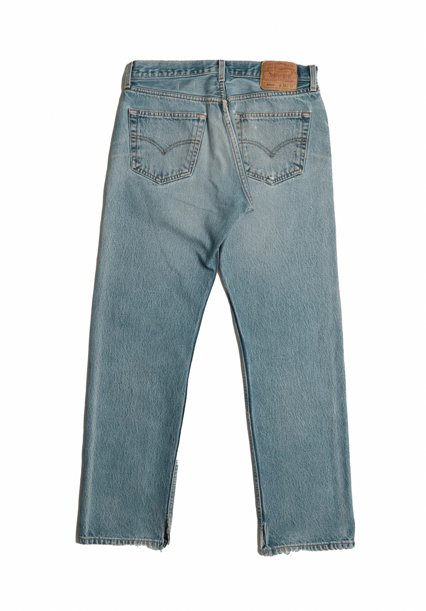 Vintage Levi’s • 30 mens / 28 wmns