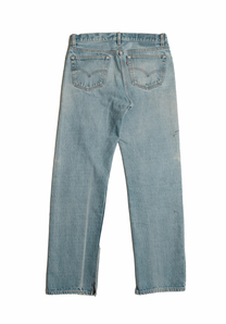 Vintage Levi’s • 32 mens / 30 wmns