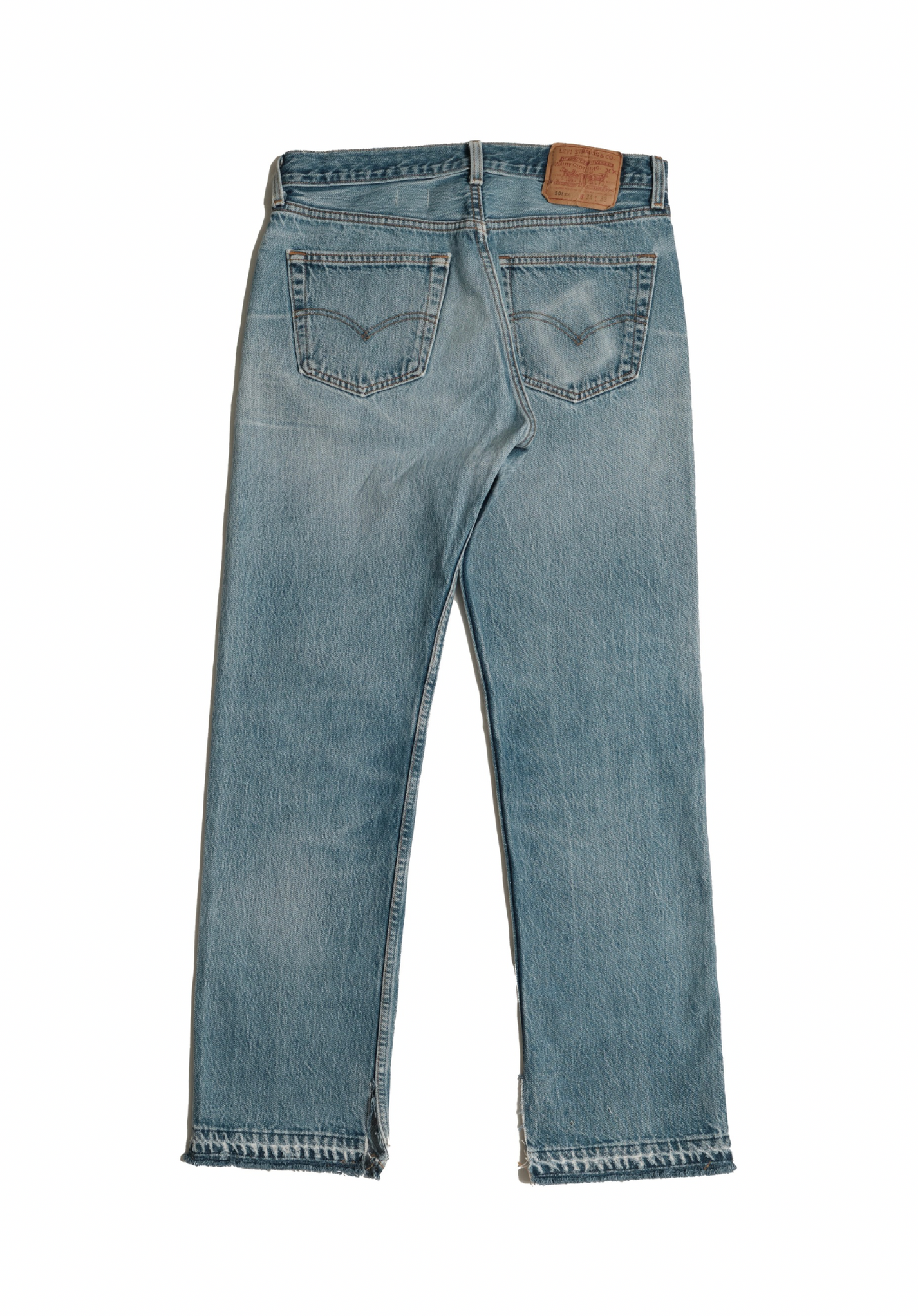 Vintage Levi’s • 31 mens / 29 wmns