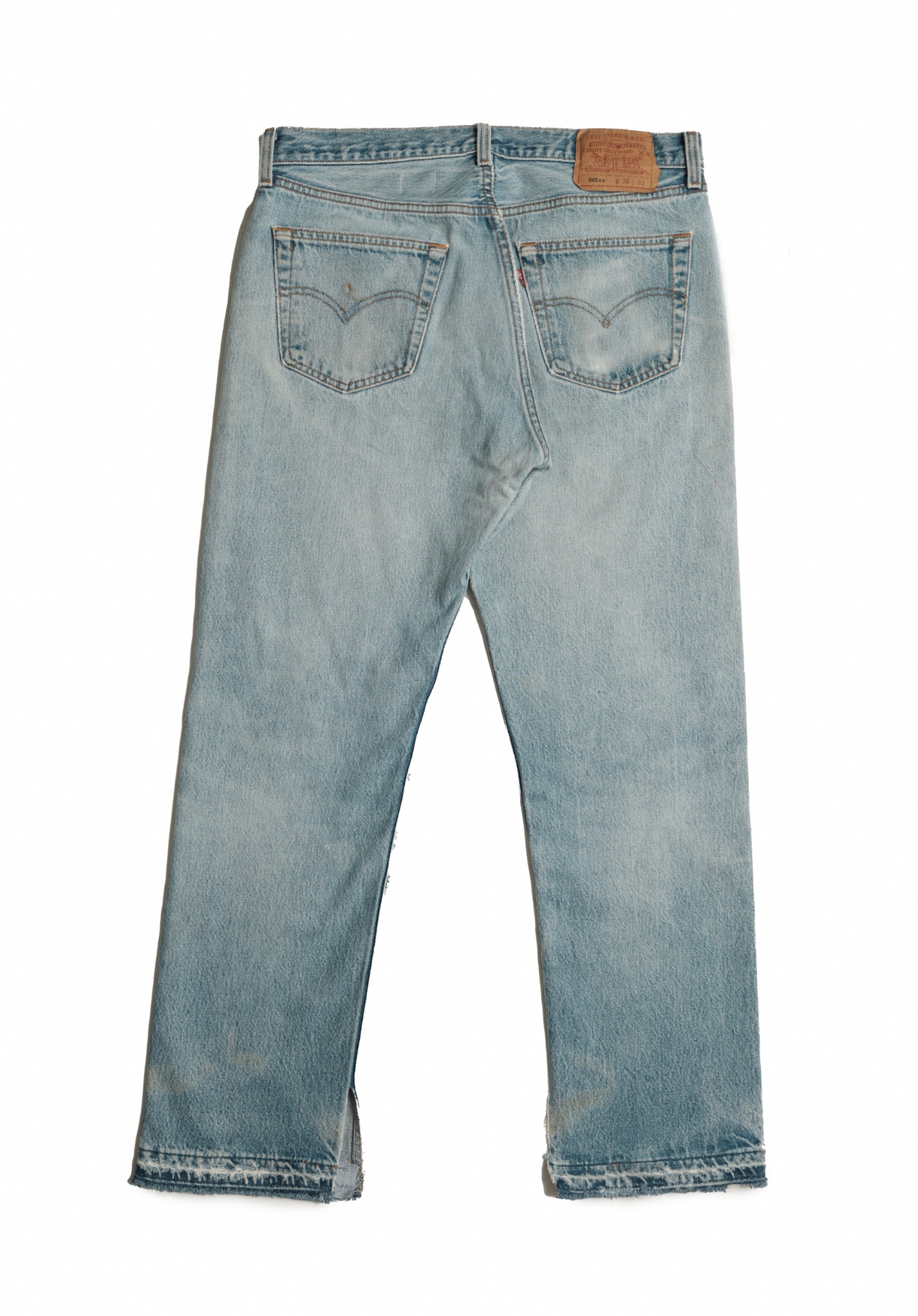 Vintage Levi’s • 33 mens / 31 wmns