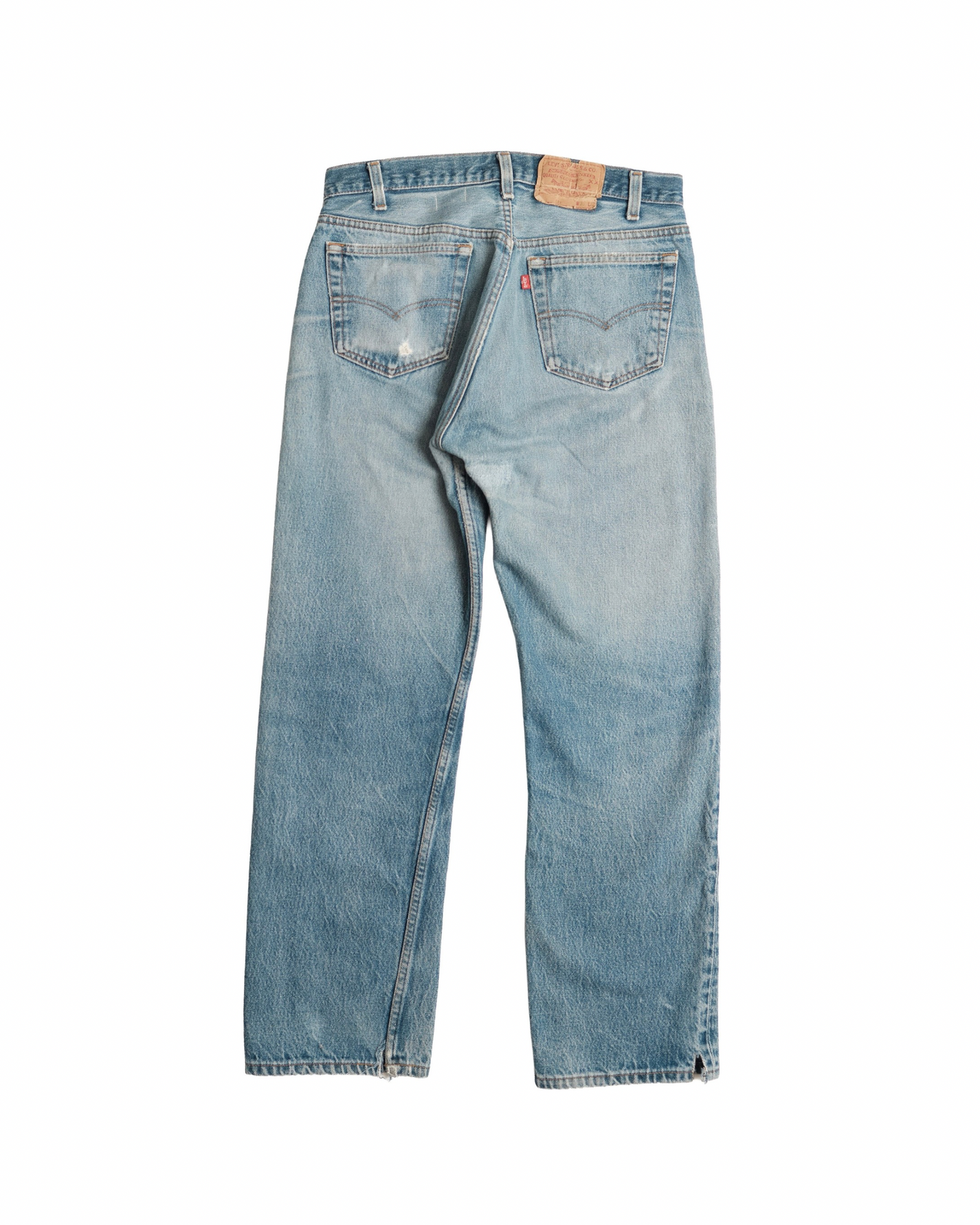 Vintage Levi’s • 31 mens / 29 wmns