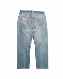 Vintage Levi’s • 34 mens / 32 wmns