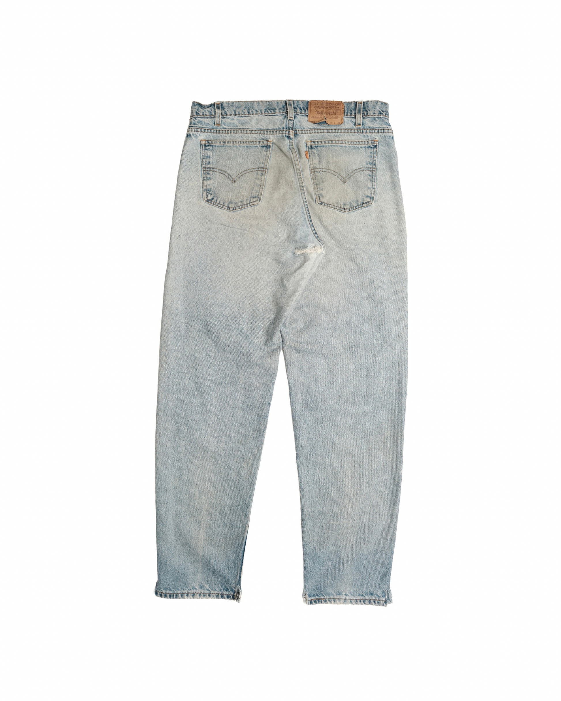 Vintage Levi’s • 36 mens / 34 wmns