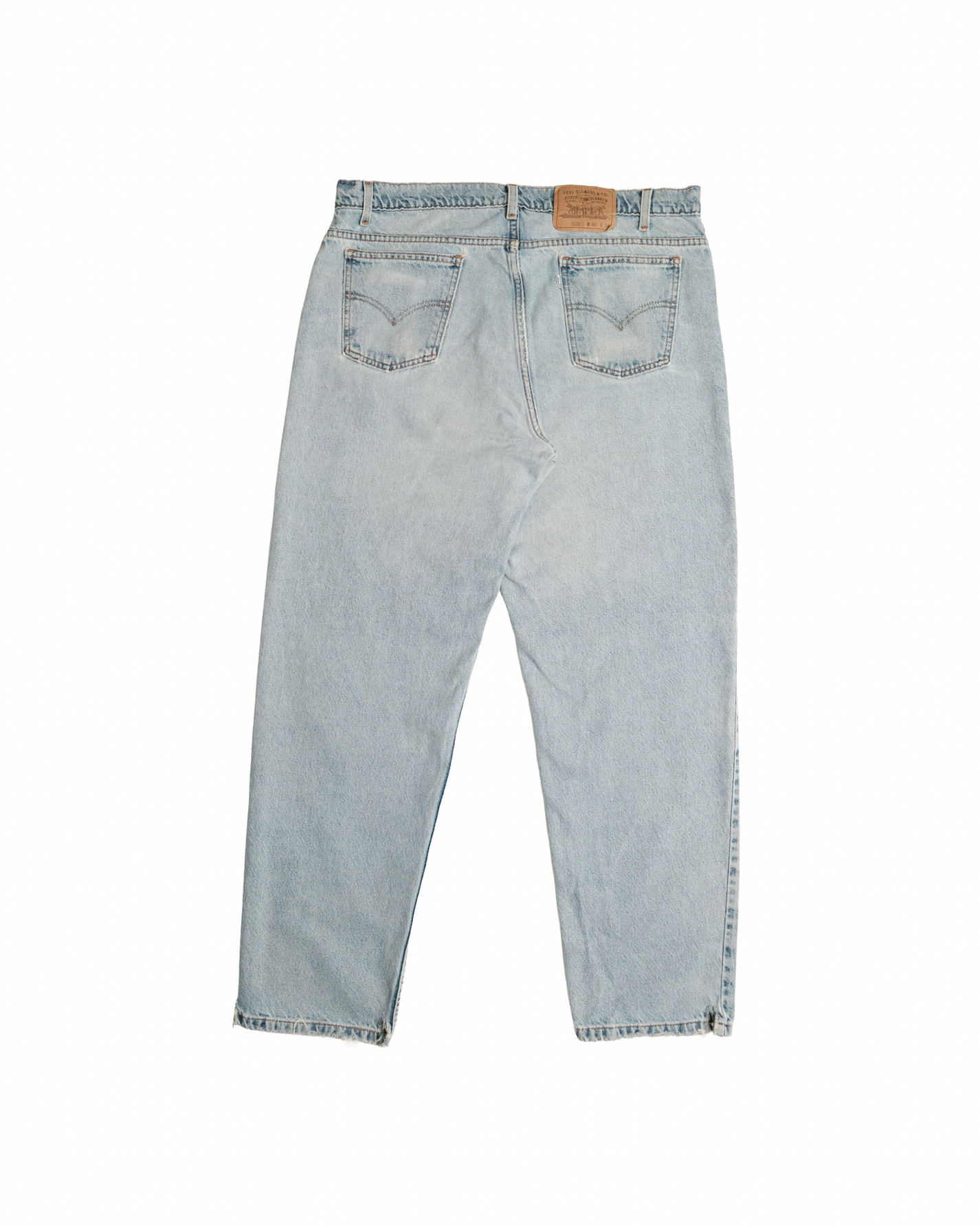 Vintage Levi’s • 38 mens / 36 wmns