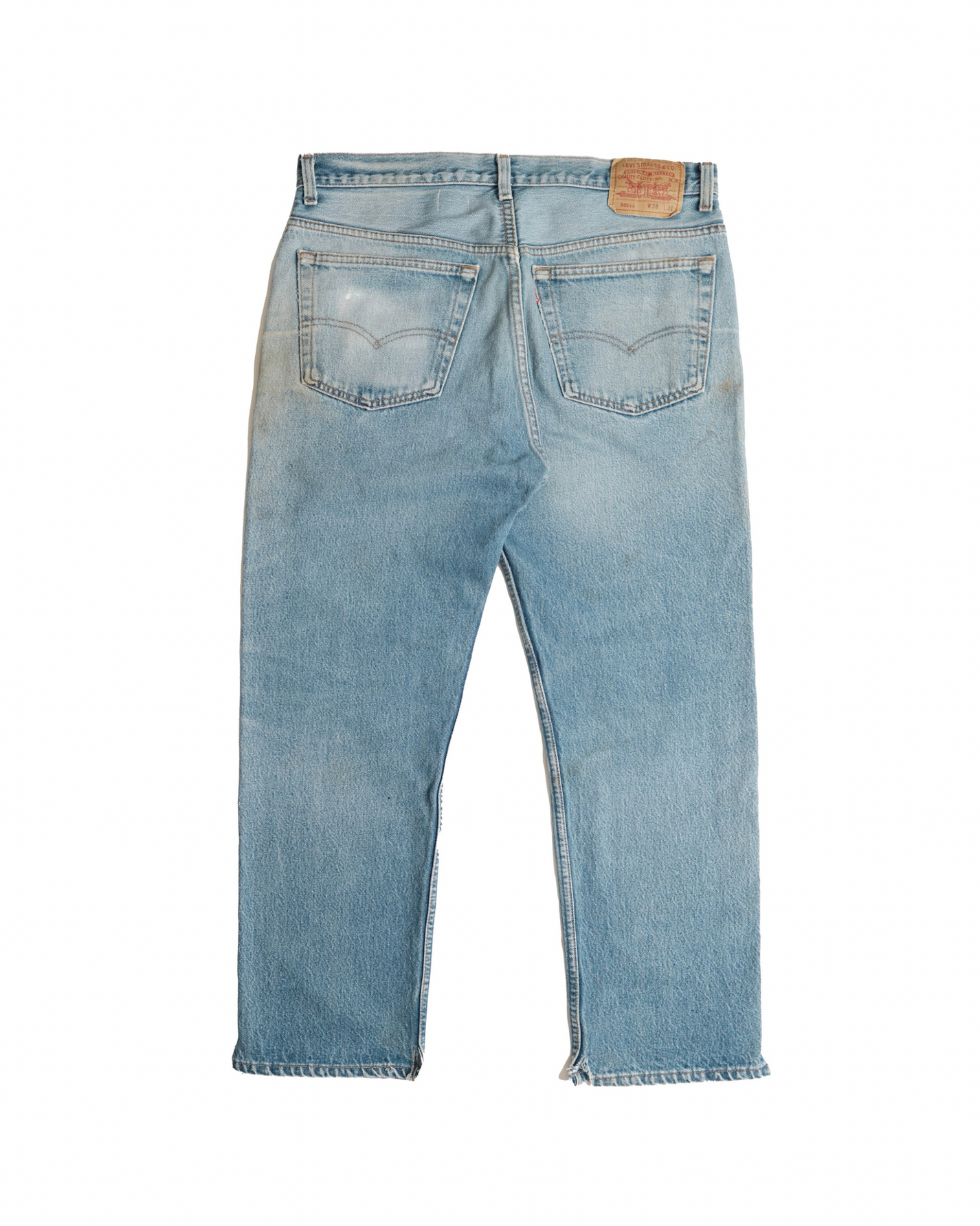 Vintage Levi’s • 36 mens / 34 wmns