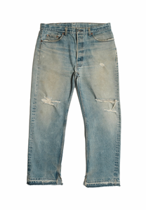 Vintage Levi’s • 36 mens / 34 wmns