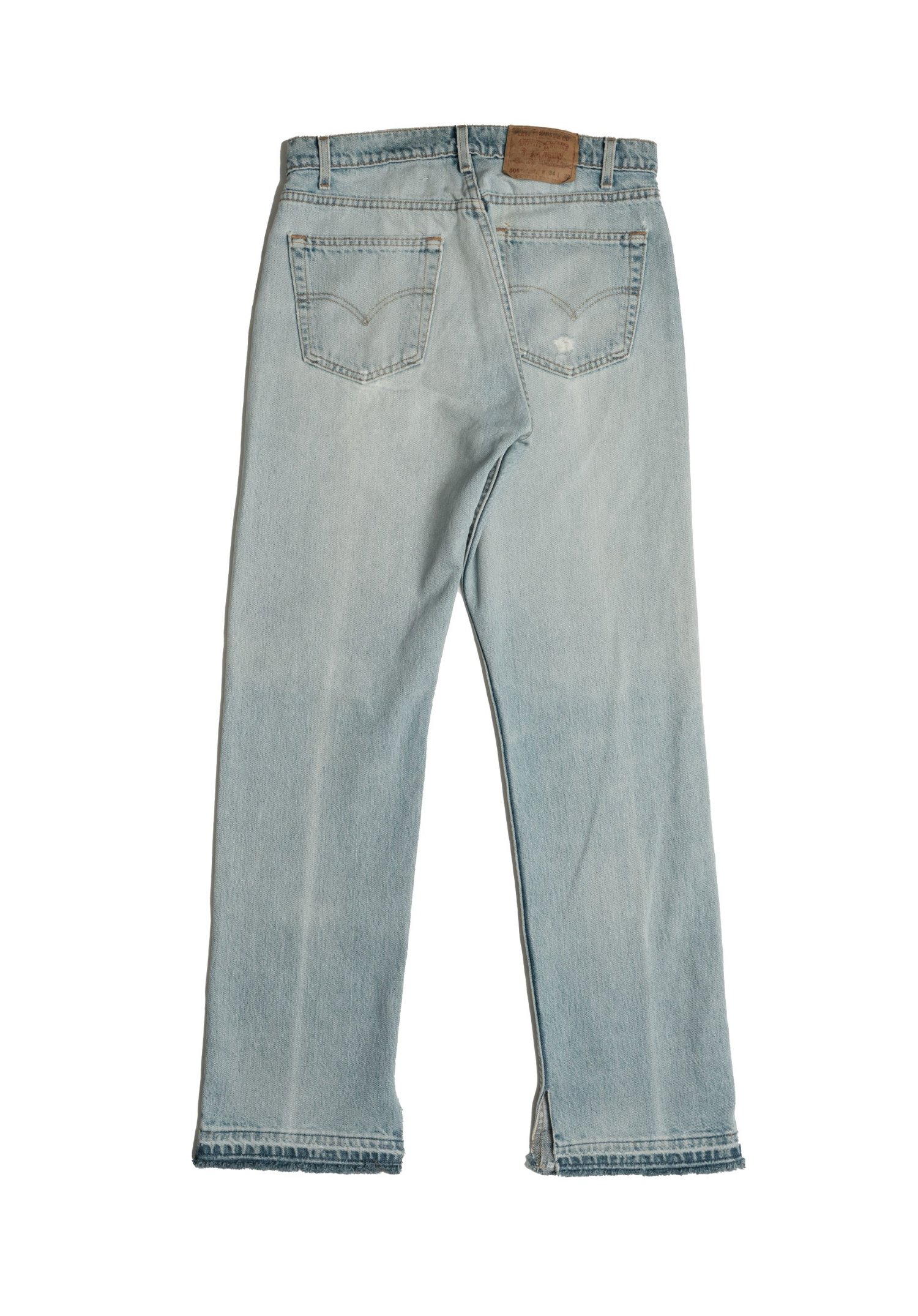 Vintage Levi’s • 33 mens / 31 wmns