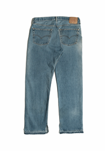 Vintage Levi’s • 34 mens / 32 wmns