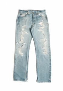 Vintage Levi’s • 31 mens / 29 wmns