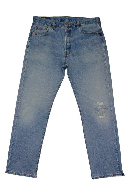 Vintage Levi’s • 34 mens / 32 wmns
