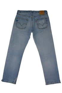 Vintage Levi’s • 34 mens / 32 wmns