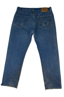 Vintage Levi’s • 36 mens / 34 wmns