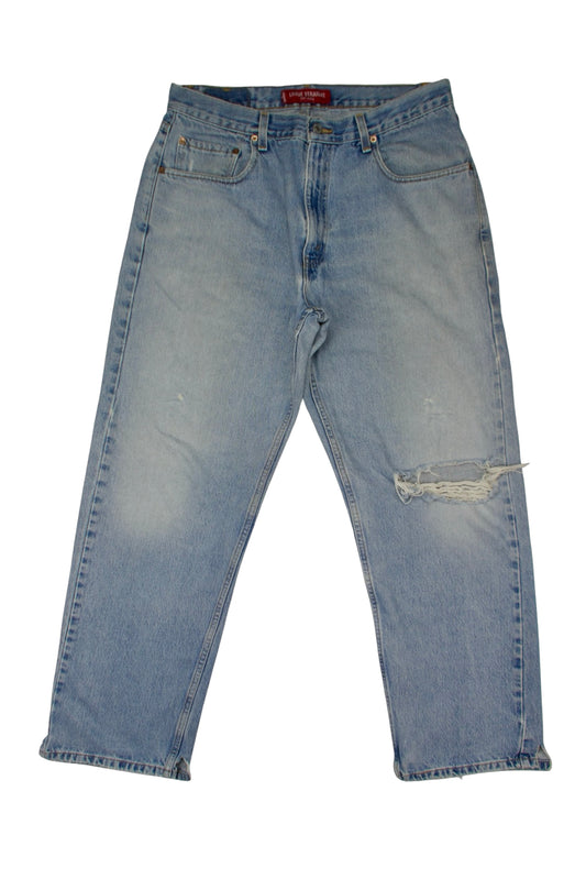 Vintage Levi’s • 33 mens / 31 wmns