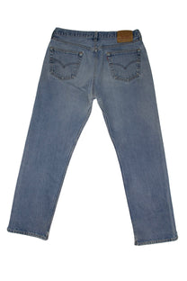 Vintage Levi’s • 34 mens / 32 wmns