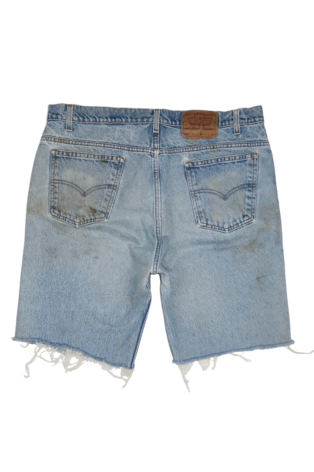 Vintage Levi’s Shorts • 38 mens / 36 wmns