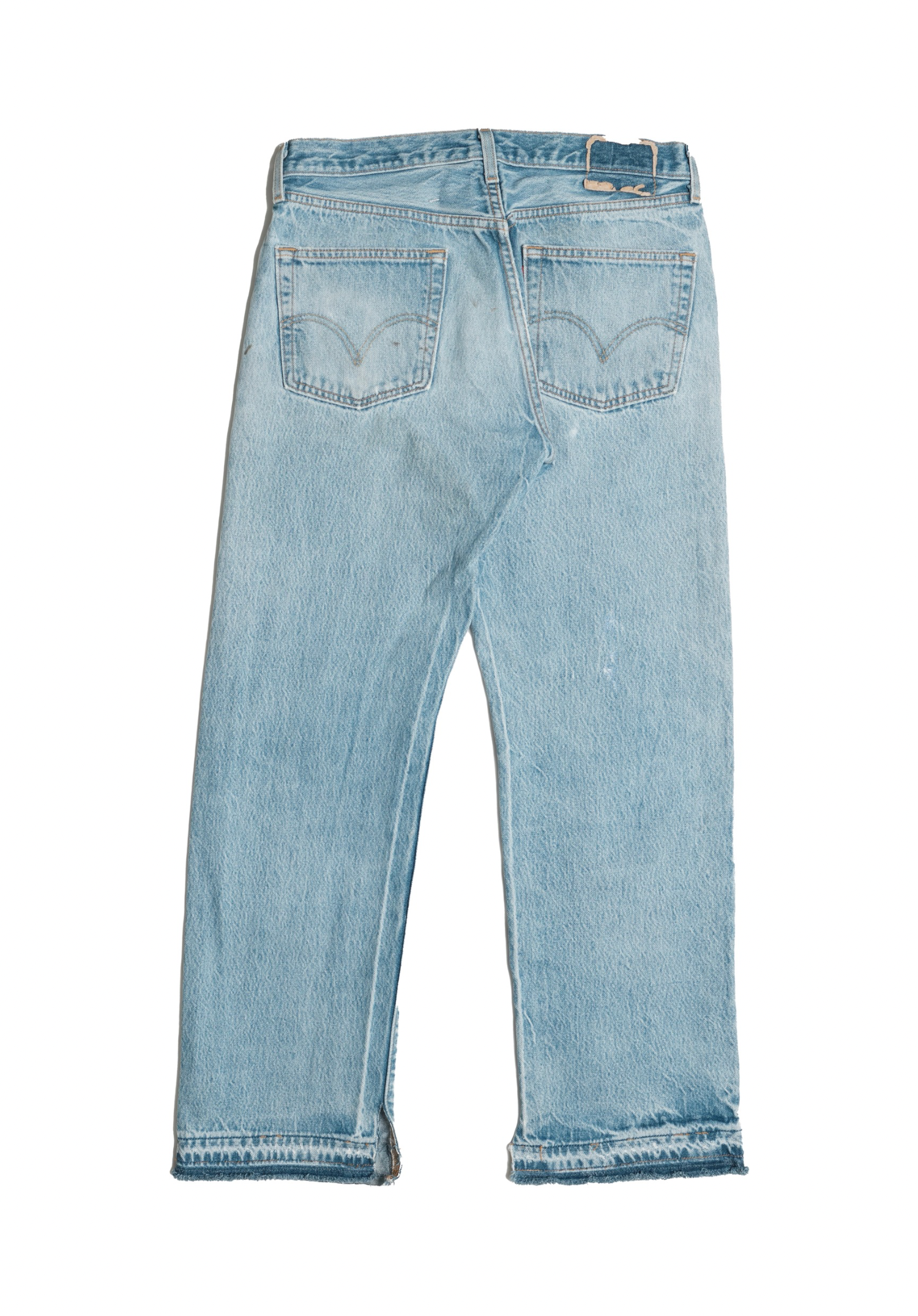 Vintage Levi’s • 33 mens / 31 wmns