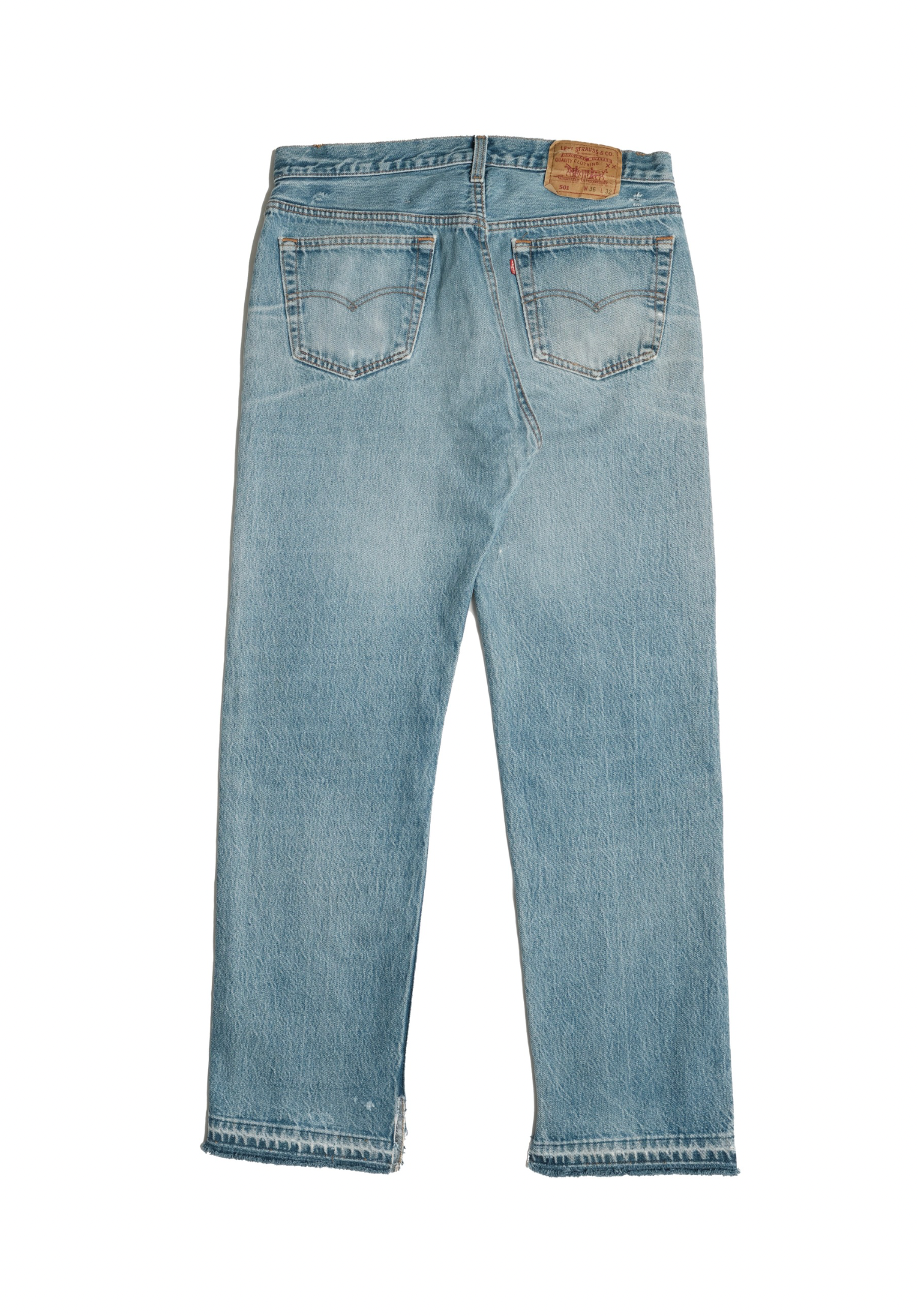 Vintage Levi’s • 34 mens / 32 wmns