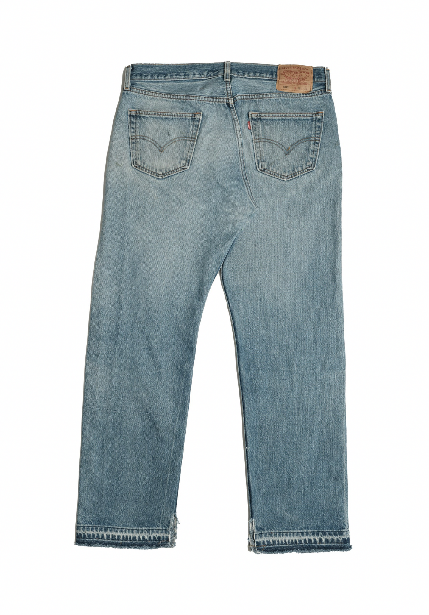 Vintage Levi’s • 34 mens / 32 wmns