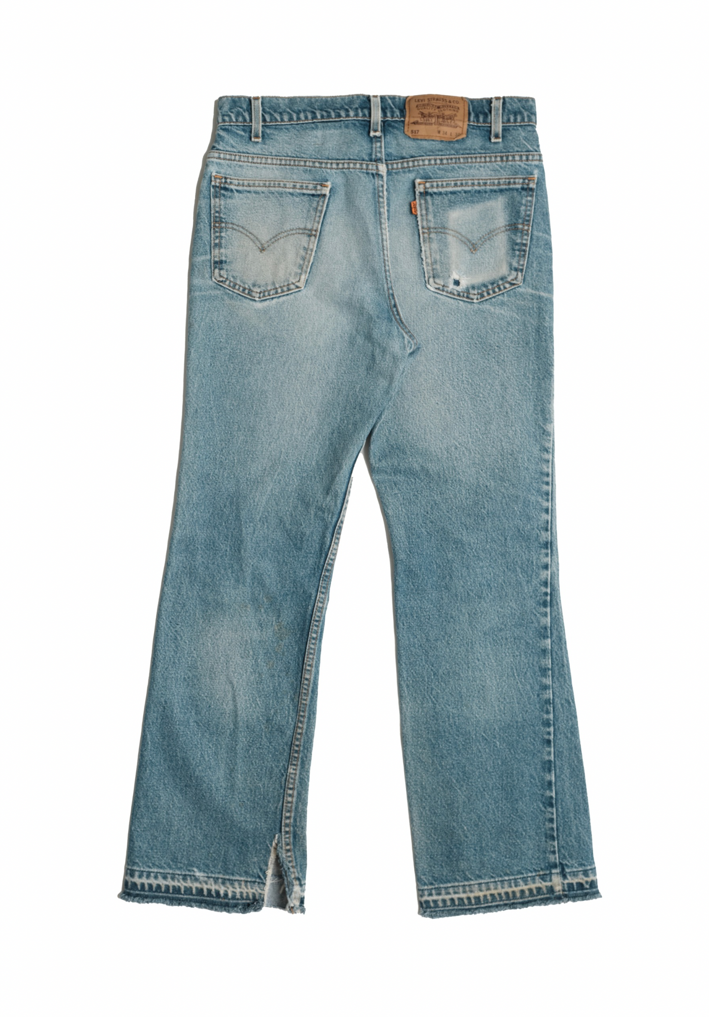 Vintage Levi’s • 31 mens / 29 wmns