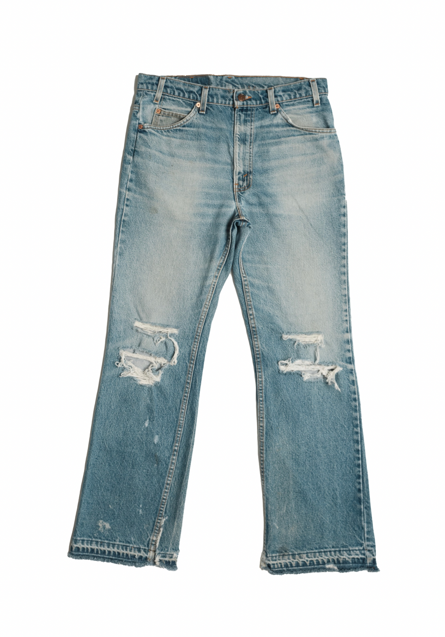 Vintage Levi’s • 31 mens / 29 wmns