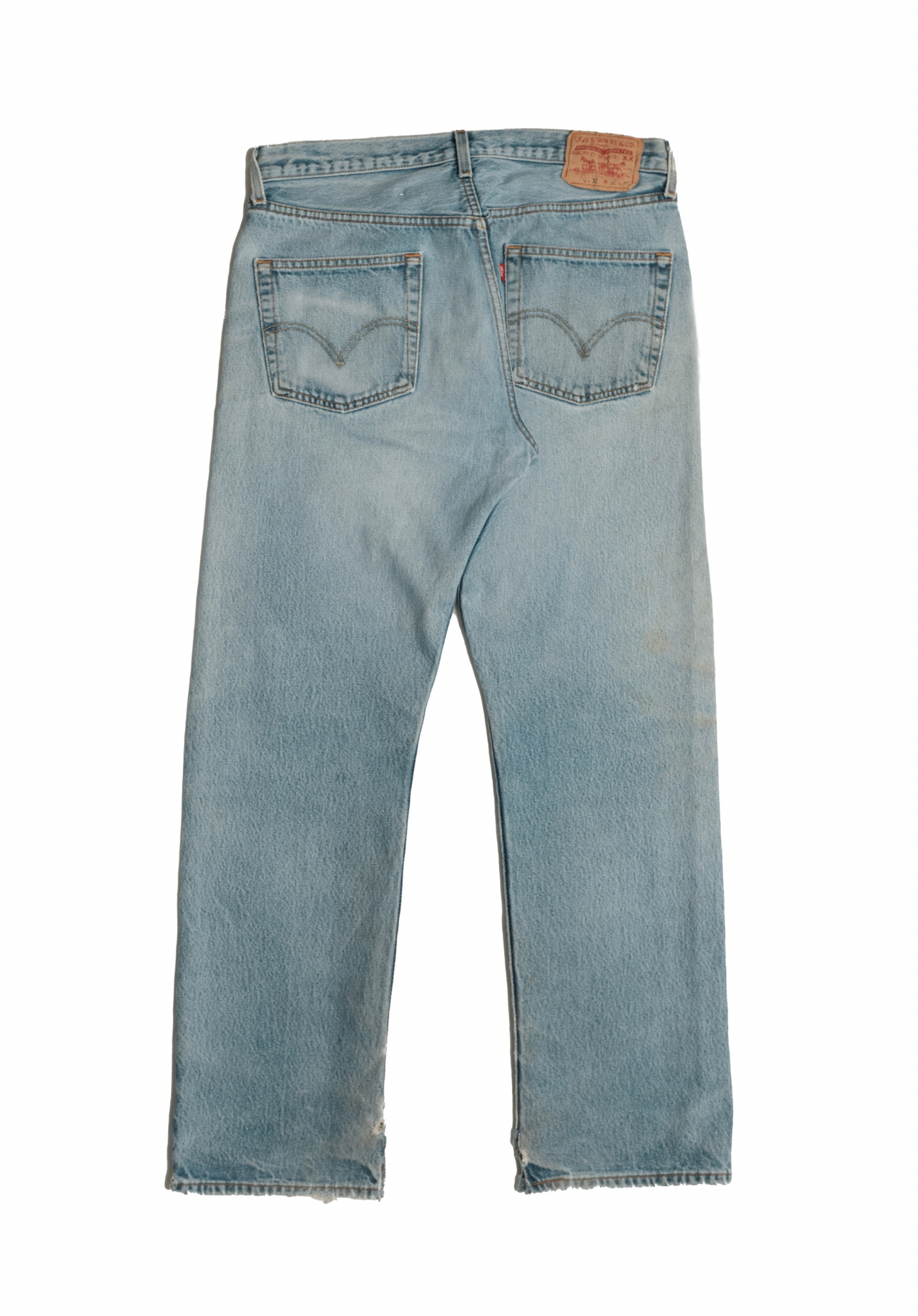 Vintage Levi’s • 34 mens / 32 wmns
