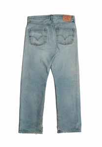 Vintage Levi’s • 34 mens / 32 wmns