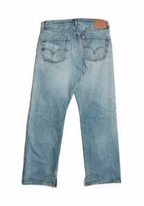 Vintage Levi’s • 33 mens / 31 wmns
