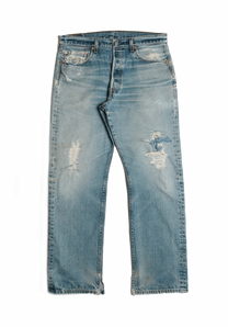 Vintage Levi’s • 33 mens / 31 wmns