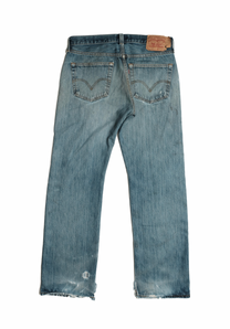 Vintage Levi’s • 32 mens / 30 wmns