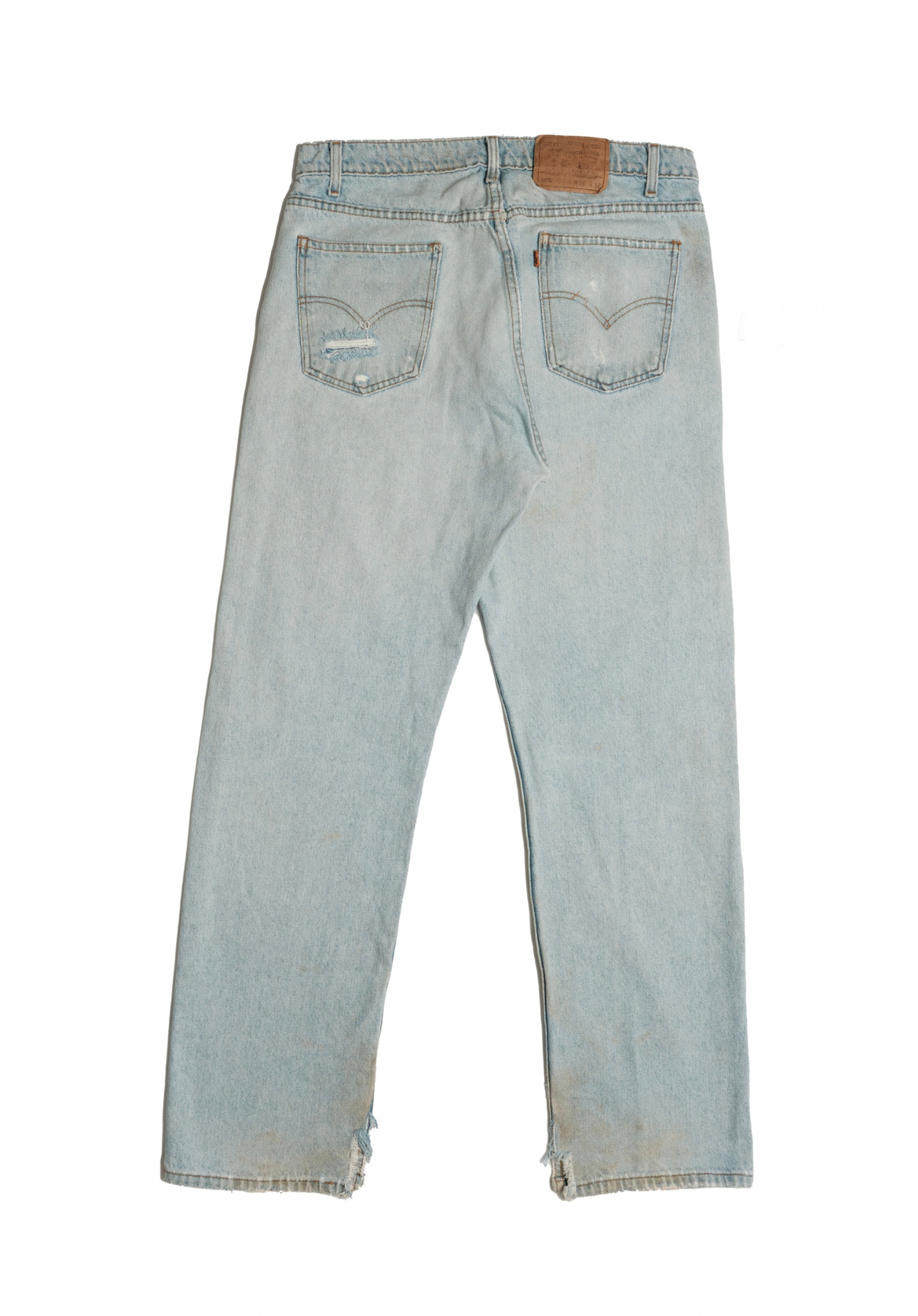Vintage Levi’s • 34 mens / 32 wmns